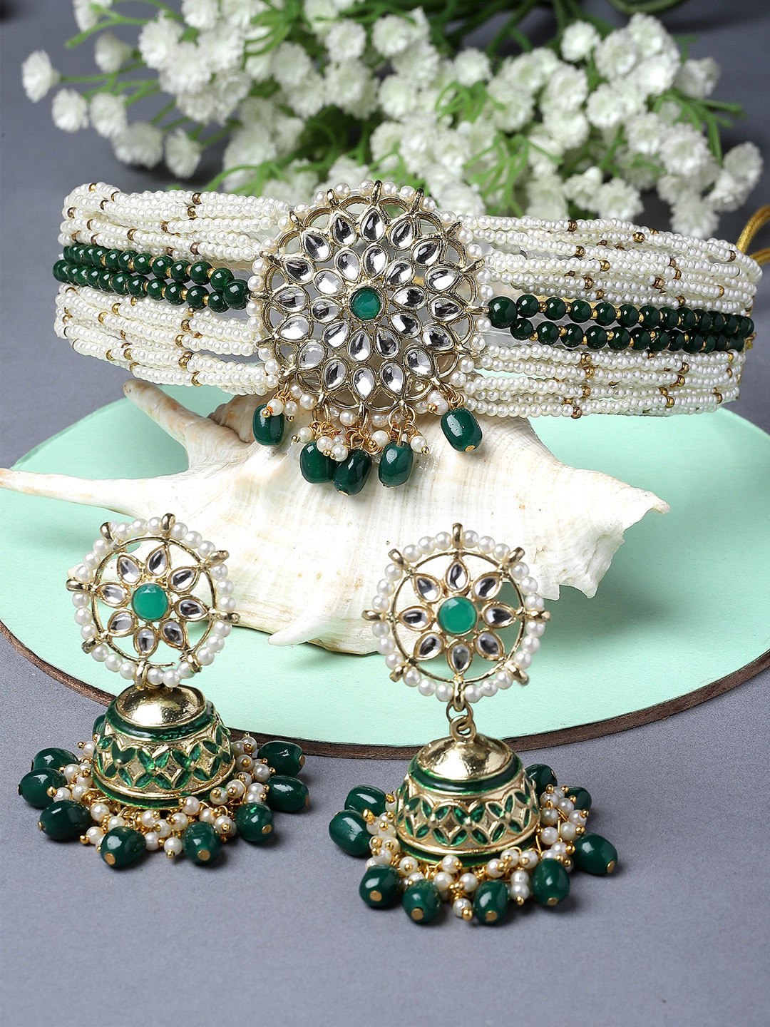 KARATCART Gold-Plated Kundan-Studded Pearl Beaded Jewellery Set