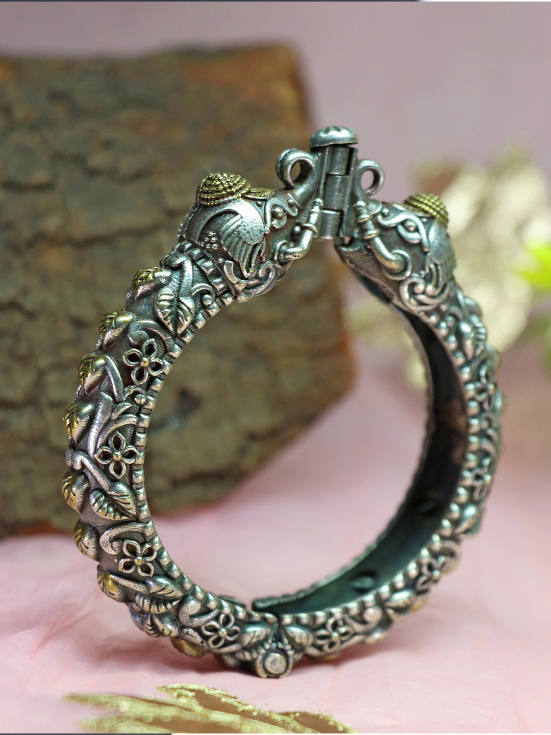 Ozanoo Brass Kada Bracelet