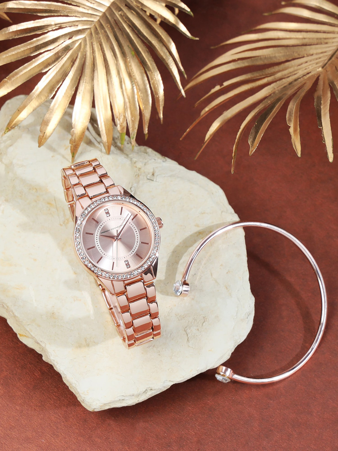 Women Bracelet With Analogue Watch Gift Set