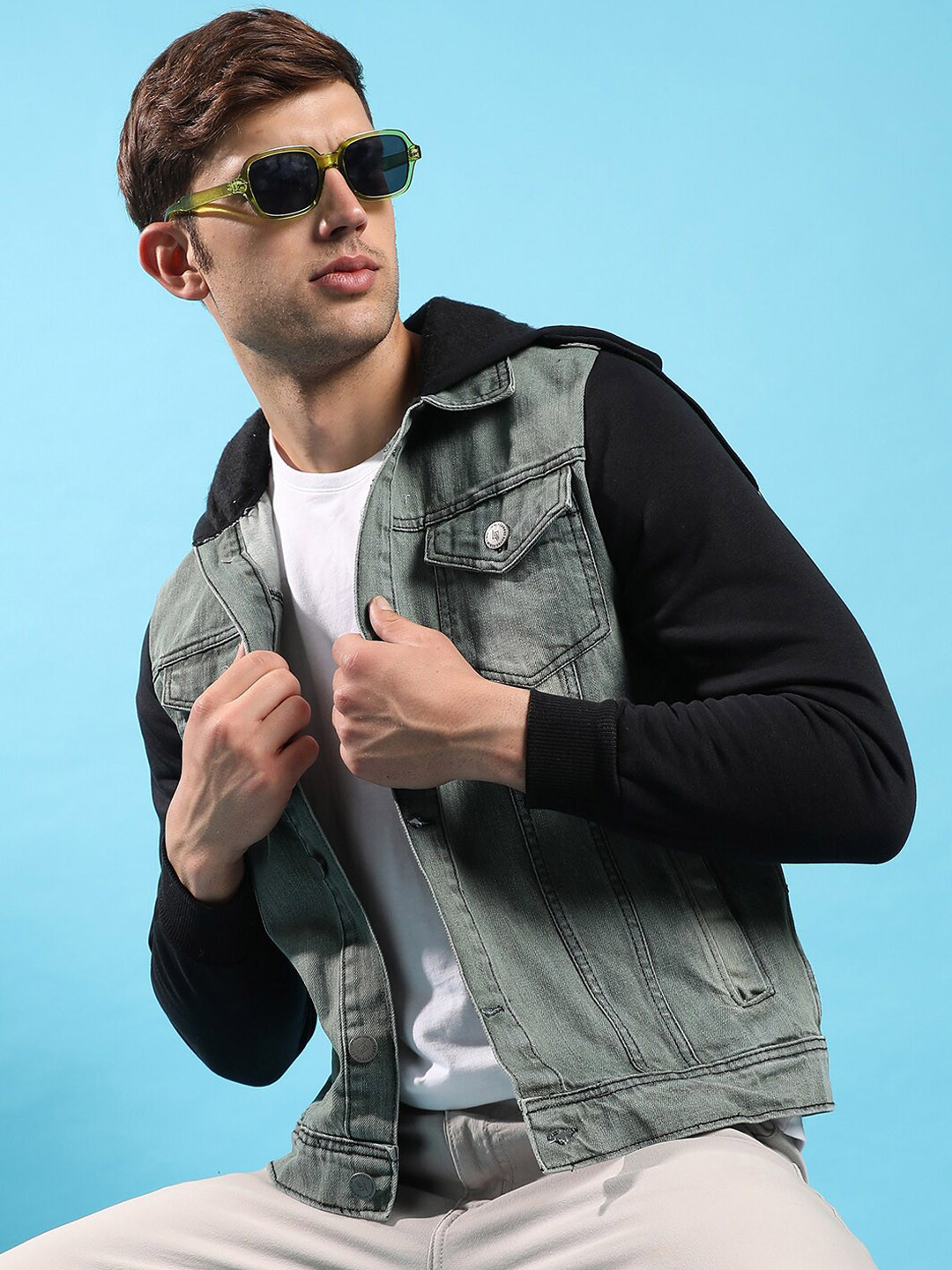 Campus Sutra Grey Washed Hooded Windcheater Cotton Denim Jacket