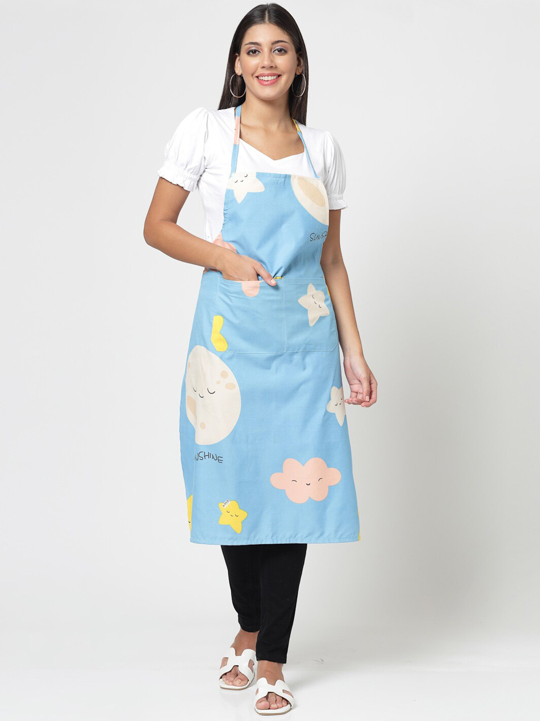Arrabi Blue & White Cartoon Printed Apron With 2 Patch Pockets