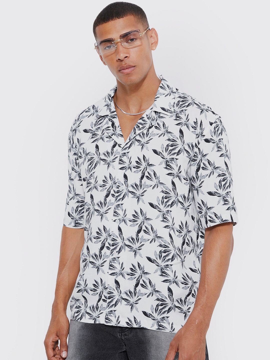 boohooMAN Palm Printed Casual Shirt