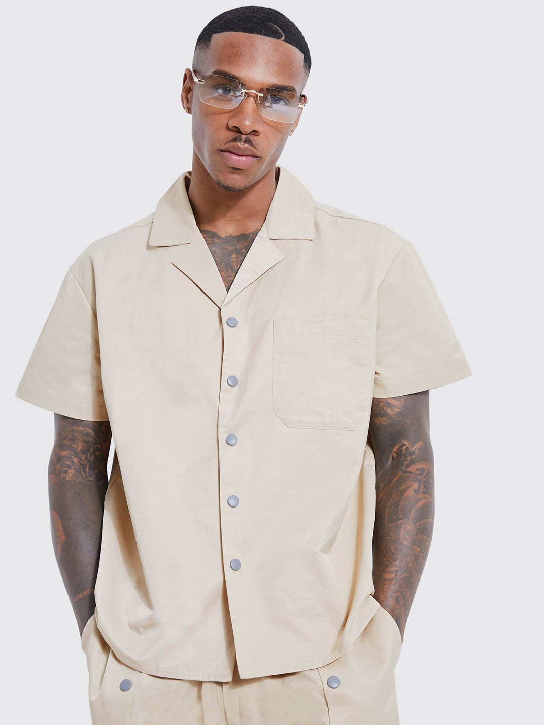 boohooMAN Short Sleeve Boxy Revere Popper Shirt