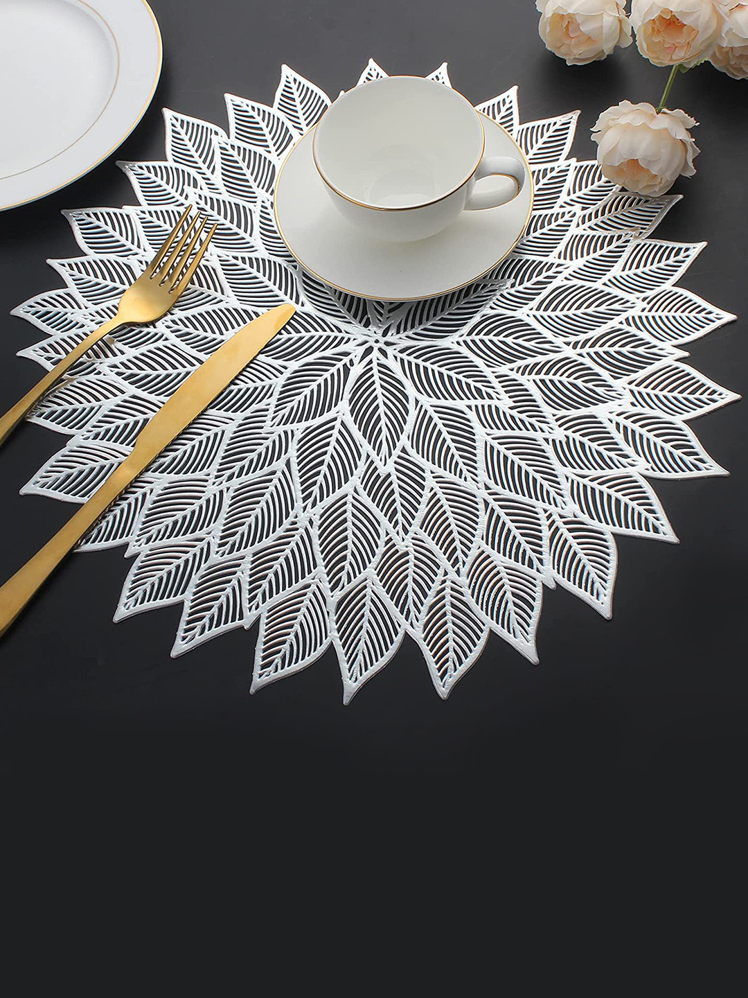 Dakshya Industries White 2-Pieces Self-Design Floral-Shape Table Placemats