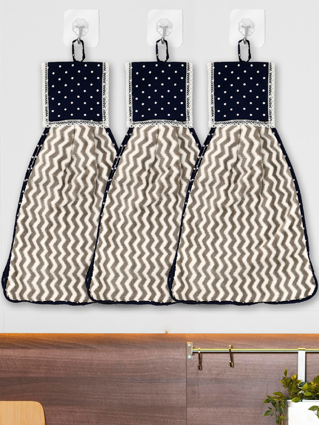 Kuber Industries Pack of 3 Chevron Printed Hanging Hand Towels