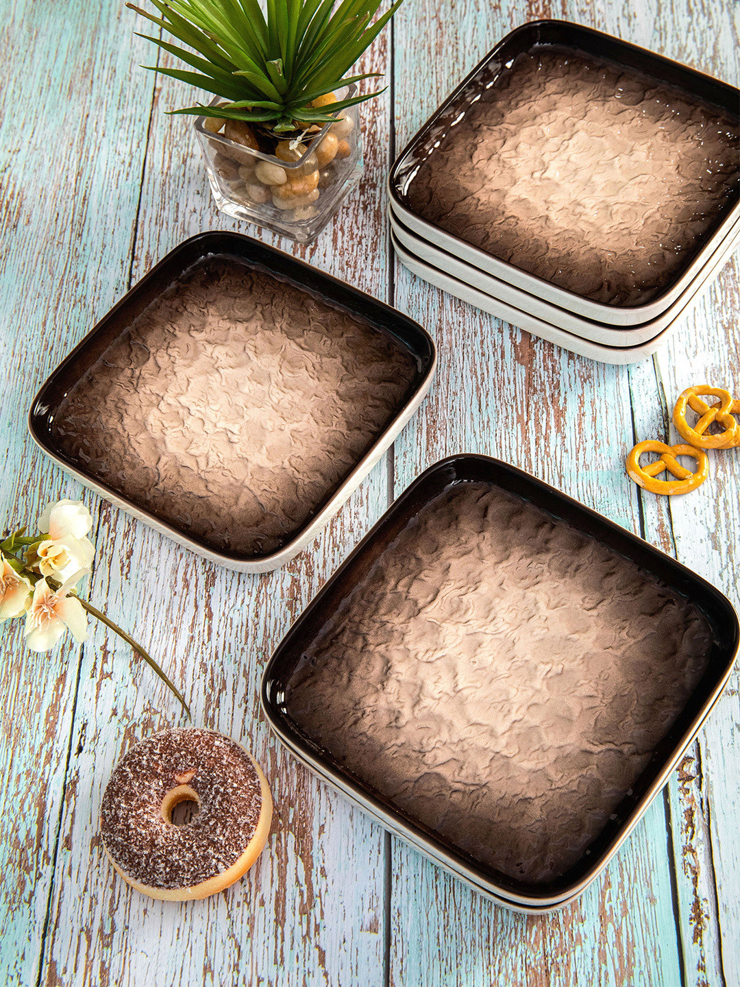 White Gold Brown 6 Pieces Printed Porcelain Dishwasher & Microwave Safe Glossy Plates