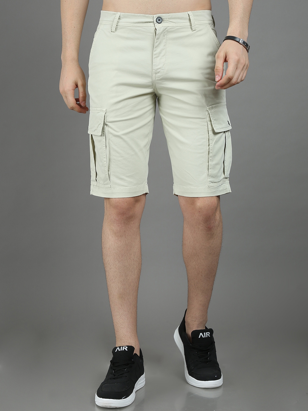 Mens cream cargo shorts discount