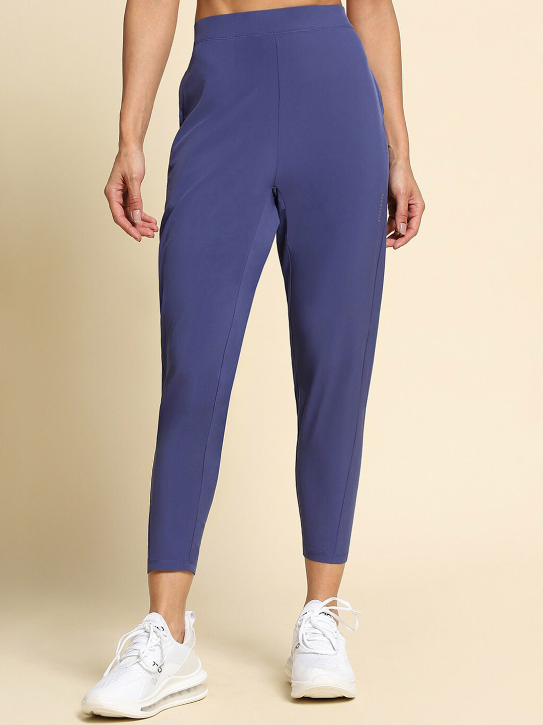 Van Heusen Women Mid Rise Ankle Length Anti Bacterial High Stretch Cropped Sports Tights
