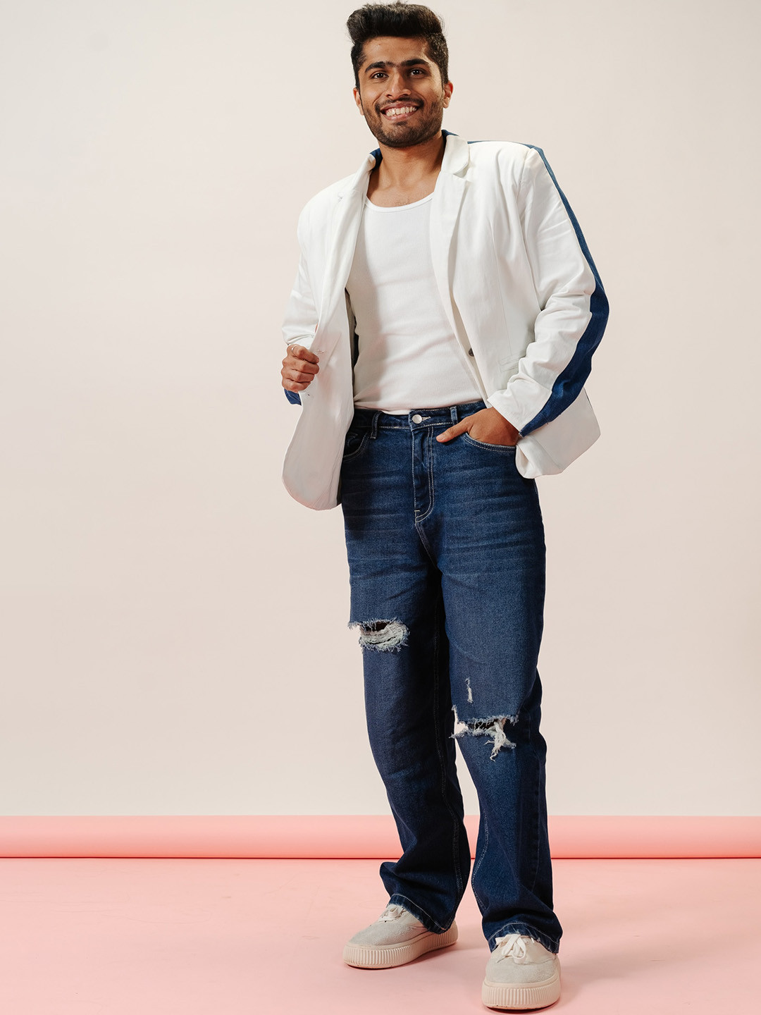 FREAKINS Men Straight Fit High-Rise Ripped Light Fade Pure Cotton Jeans