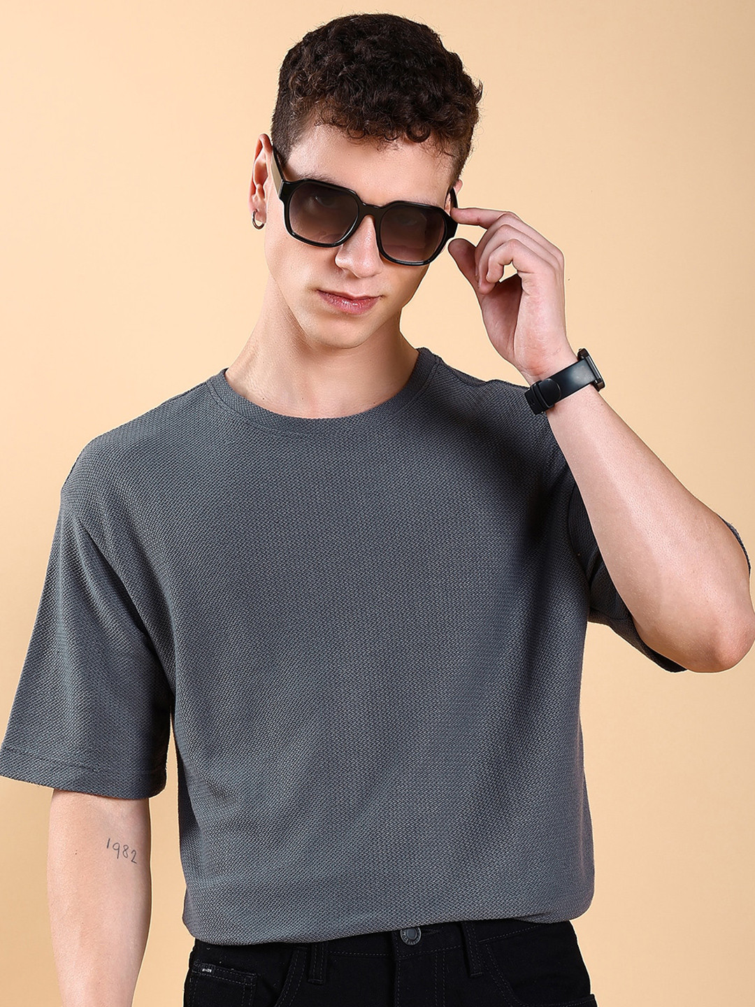 HIGHLANDER Men Popcorn Structured T-shirt