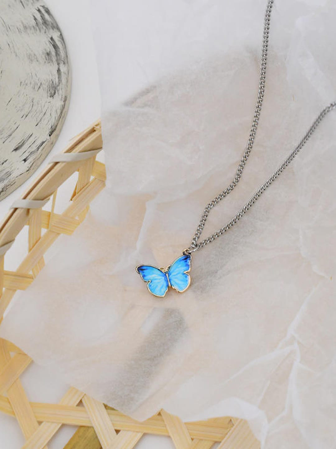 FIMBUL Silver-Plated Gradient Butterfly Necklace