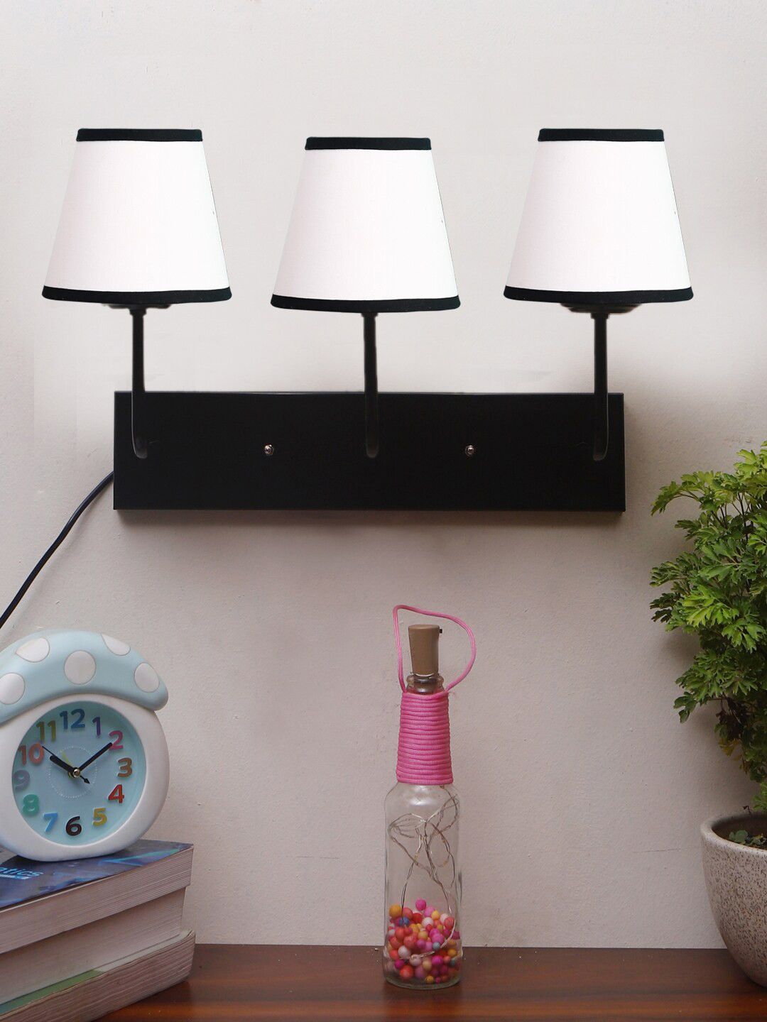 Devansh White & Black Cotton Cluster Wall-Mounted Lamp