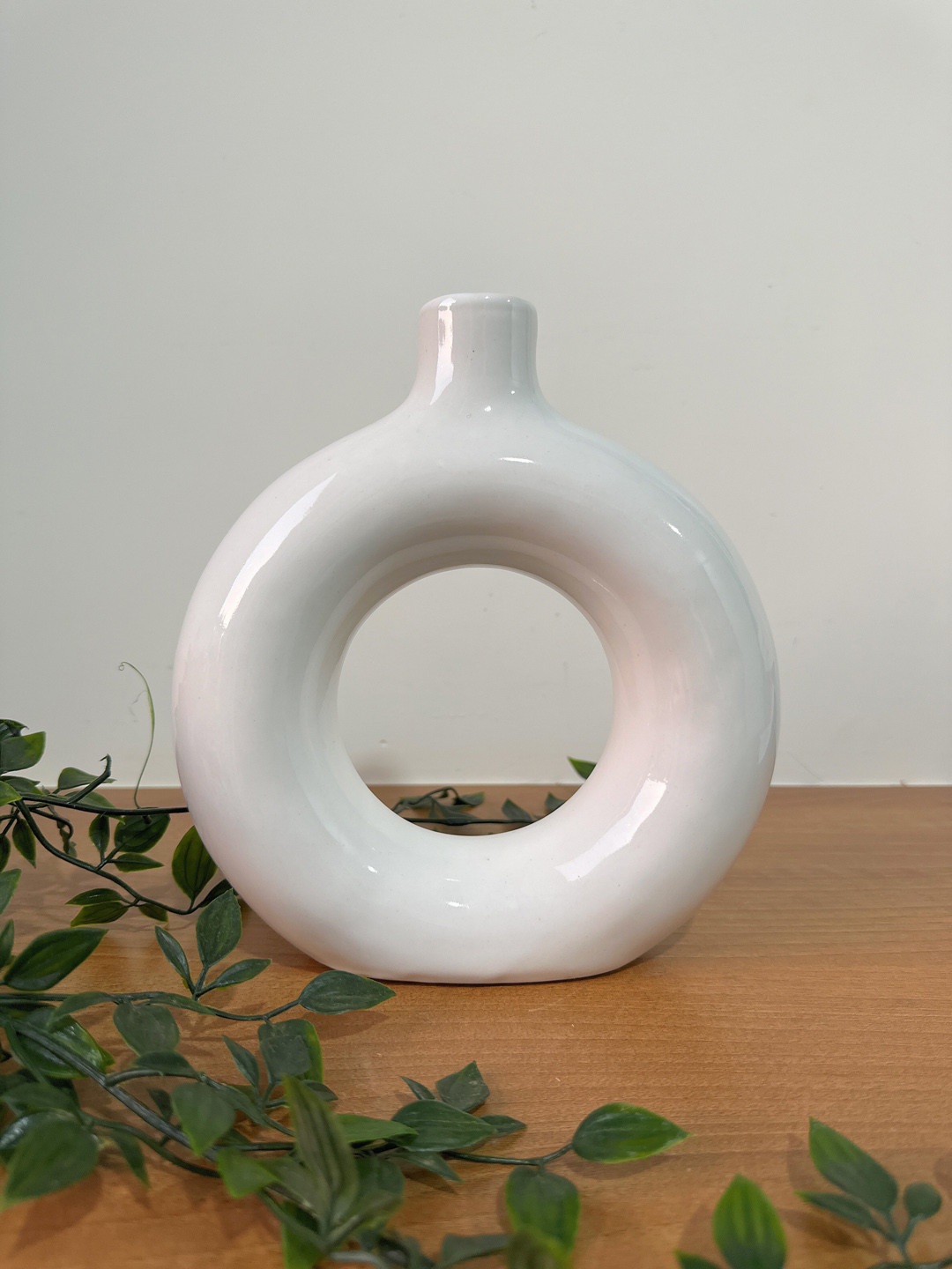 CasaTrunk White Ceramic Donut Shape Flower Vase