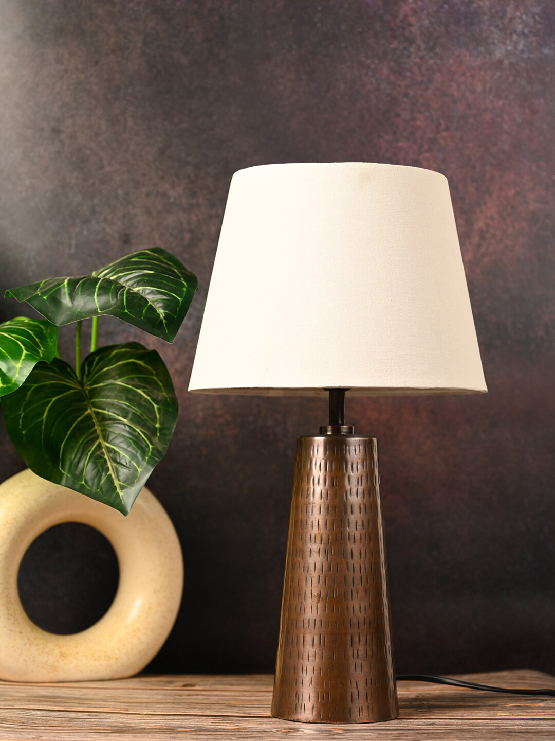 green girgit White Frustum Shape Shade Copper Base Table Lamp