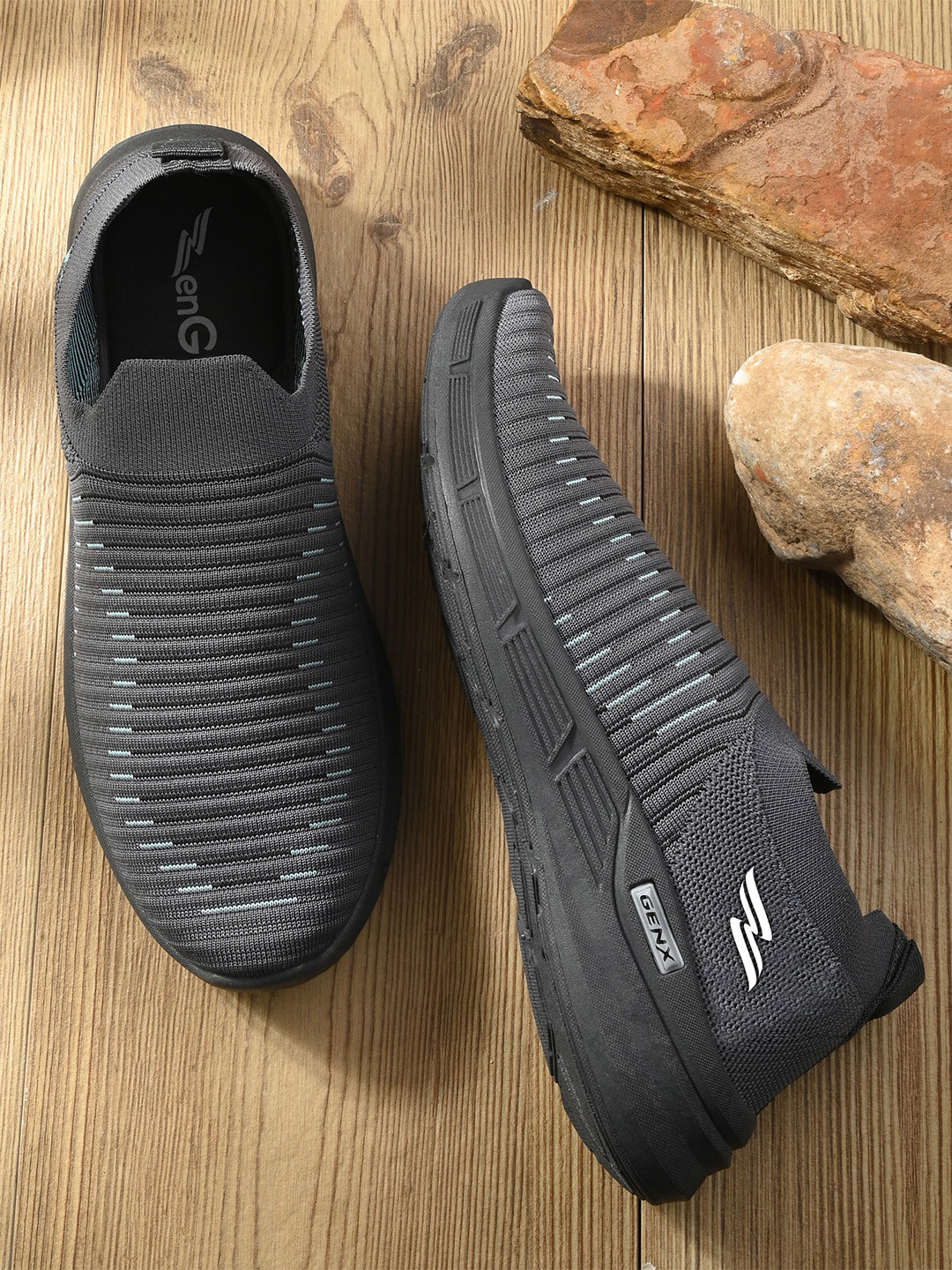 BIRDE ZenG Boys Textured Slip-On Walking Shoes