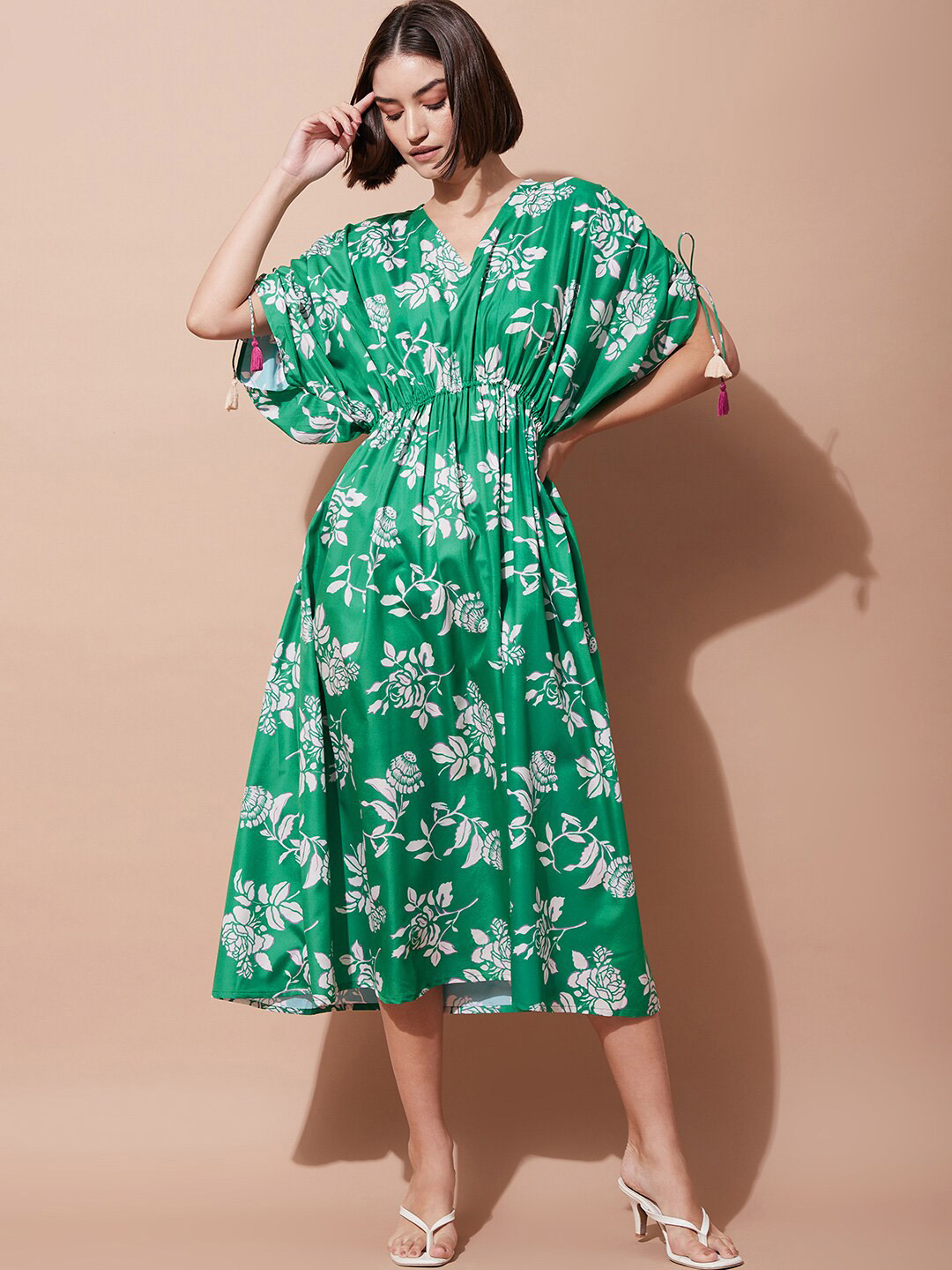 DressBerry Green Floral Printed V-Neck Kimono Sleeves Gathered Kaftan Midi Dress