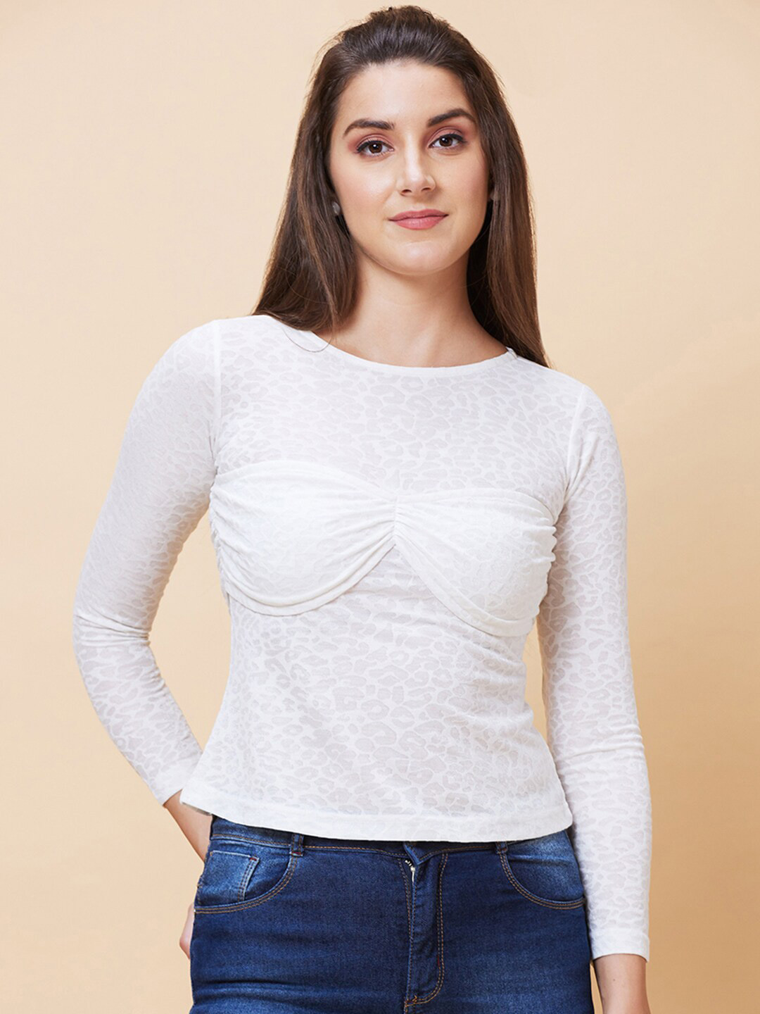 Globus White Self Design Twisted Top