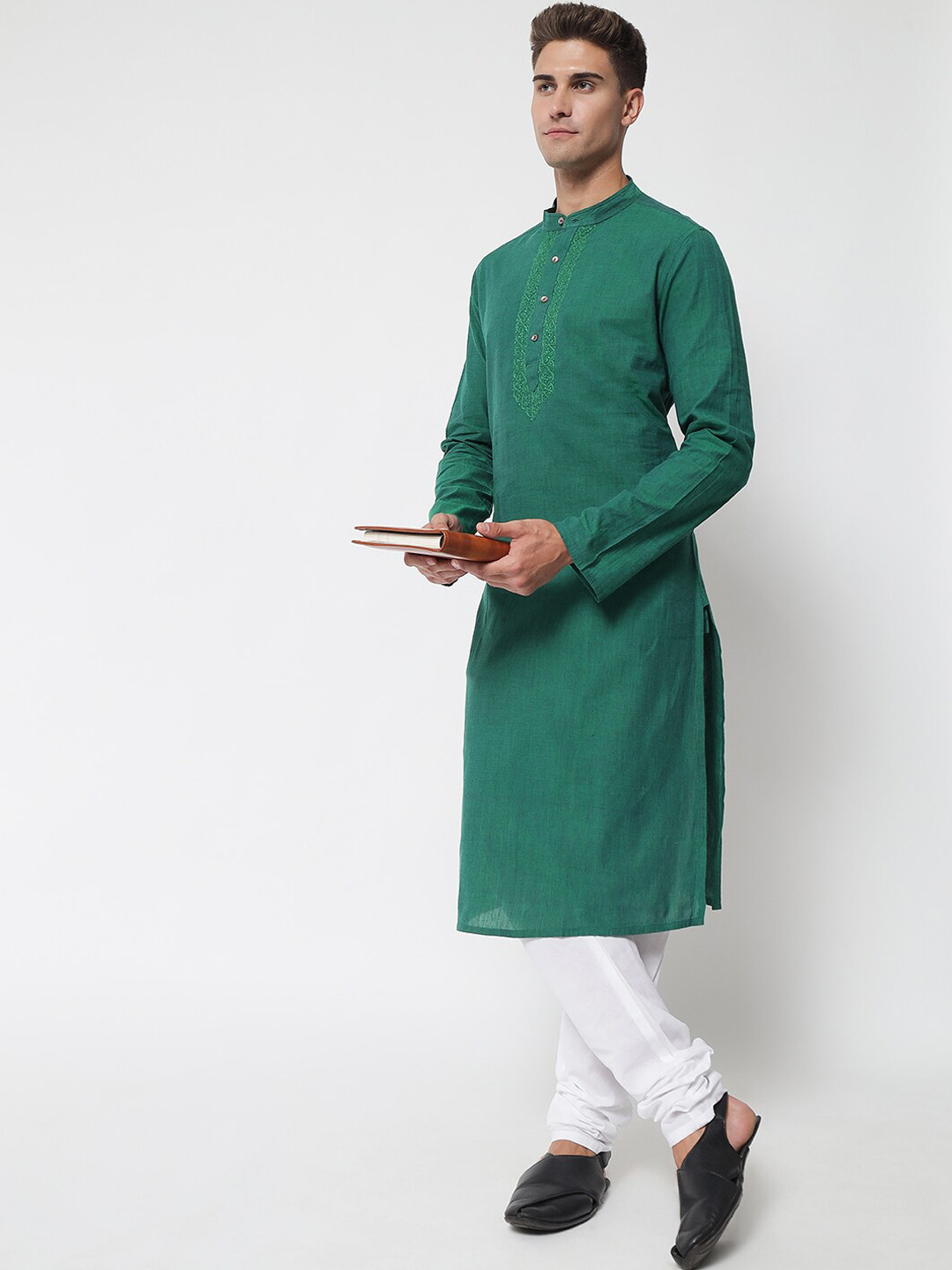 akheri Chikankari Embroidered Band Collar Long Sleeve Cotton Straight Kurta