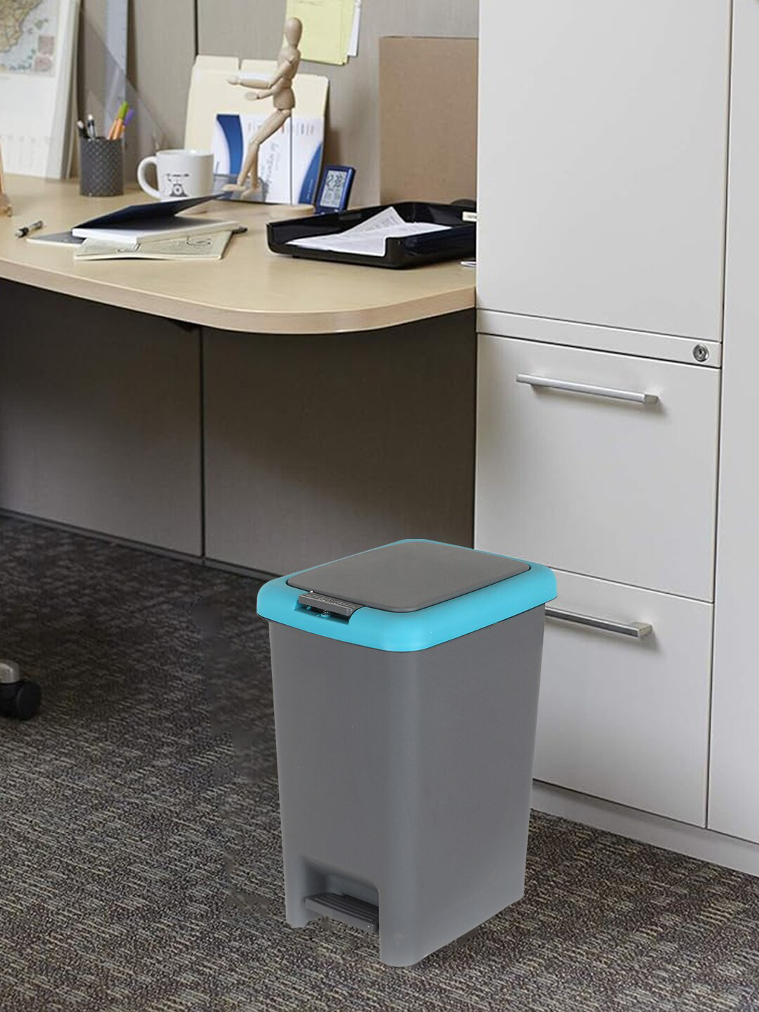 Kuber Industries Grey Pedal Dustbins 6.5 L