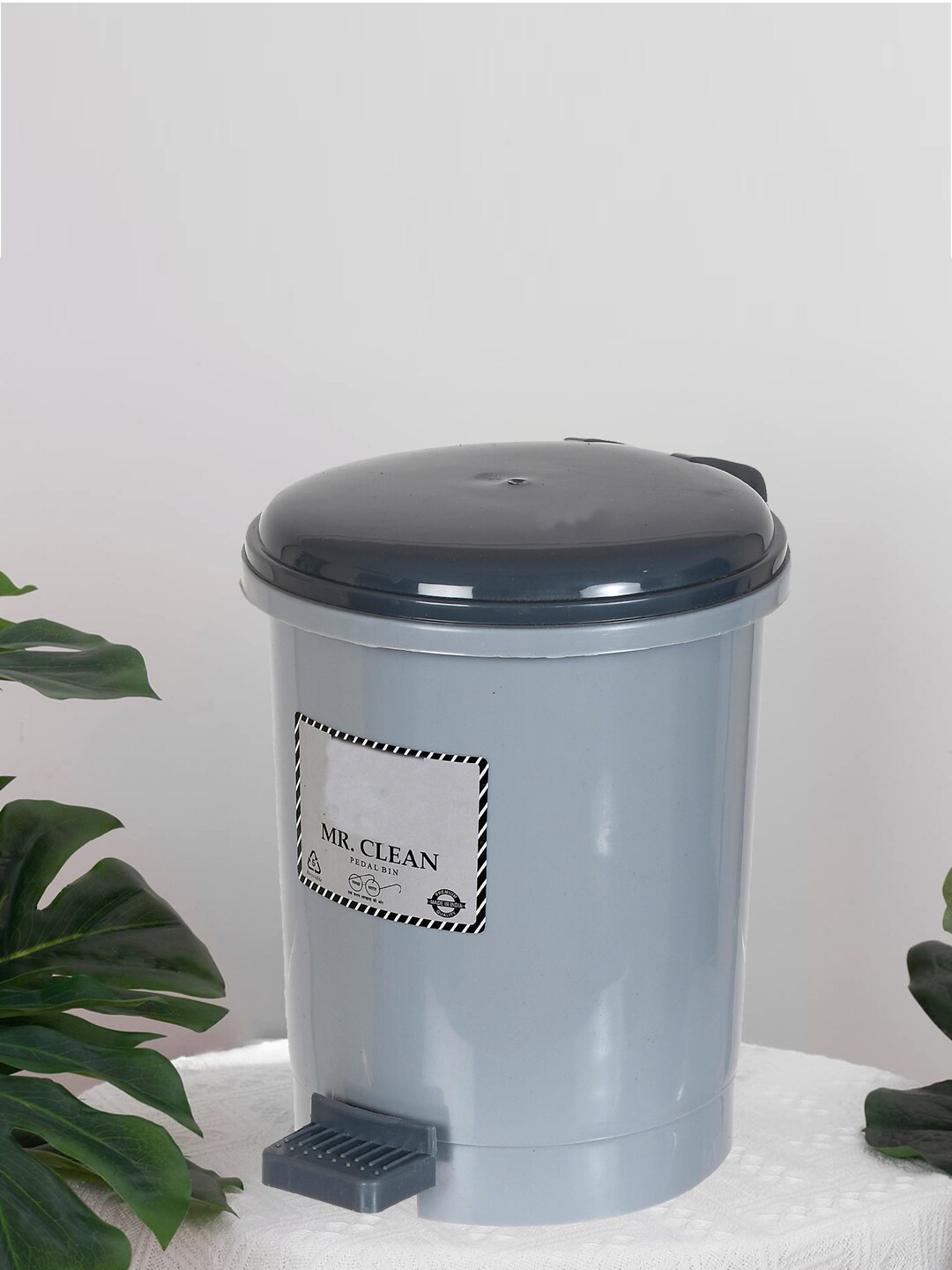 Kuber Industries 2-Pcs Grey Pedal Dustbins - 2.5 L Each