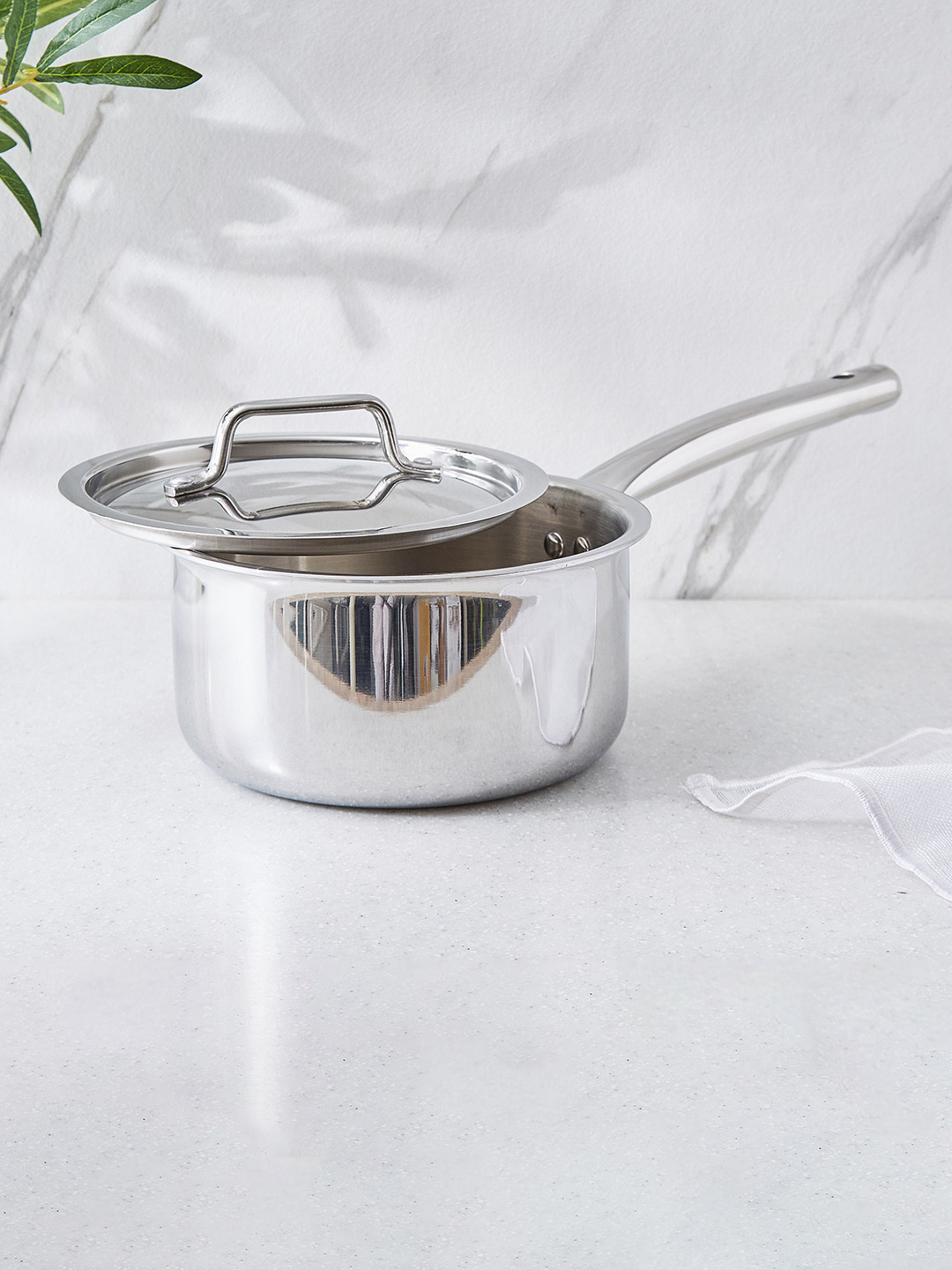 Home Centre Valeria Carin Stainless Steel Induction Base Sauce Pan with Lid  2.3 L