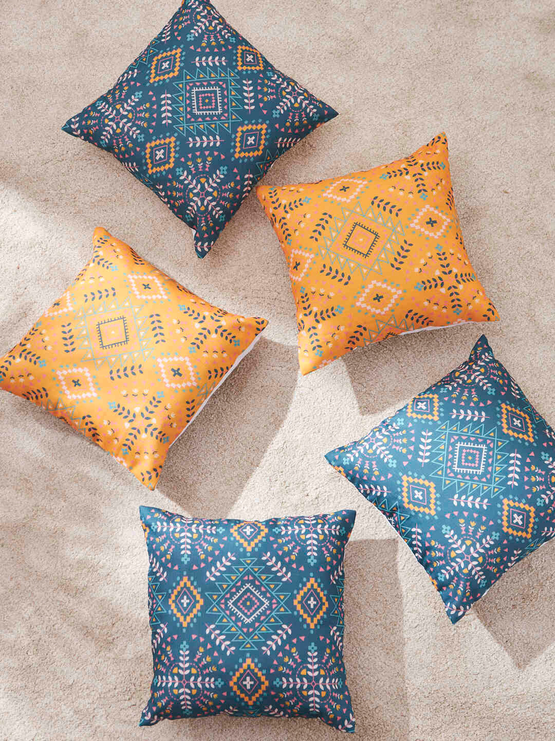 Chumbak Quick-Dry Ethnic Motifs Polyester Anti-Wrinkle 5 Pcs Cushion Covers -16x16In