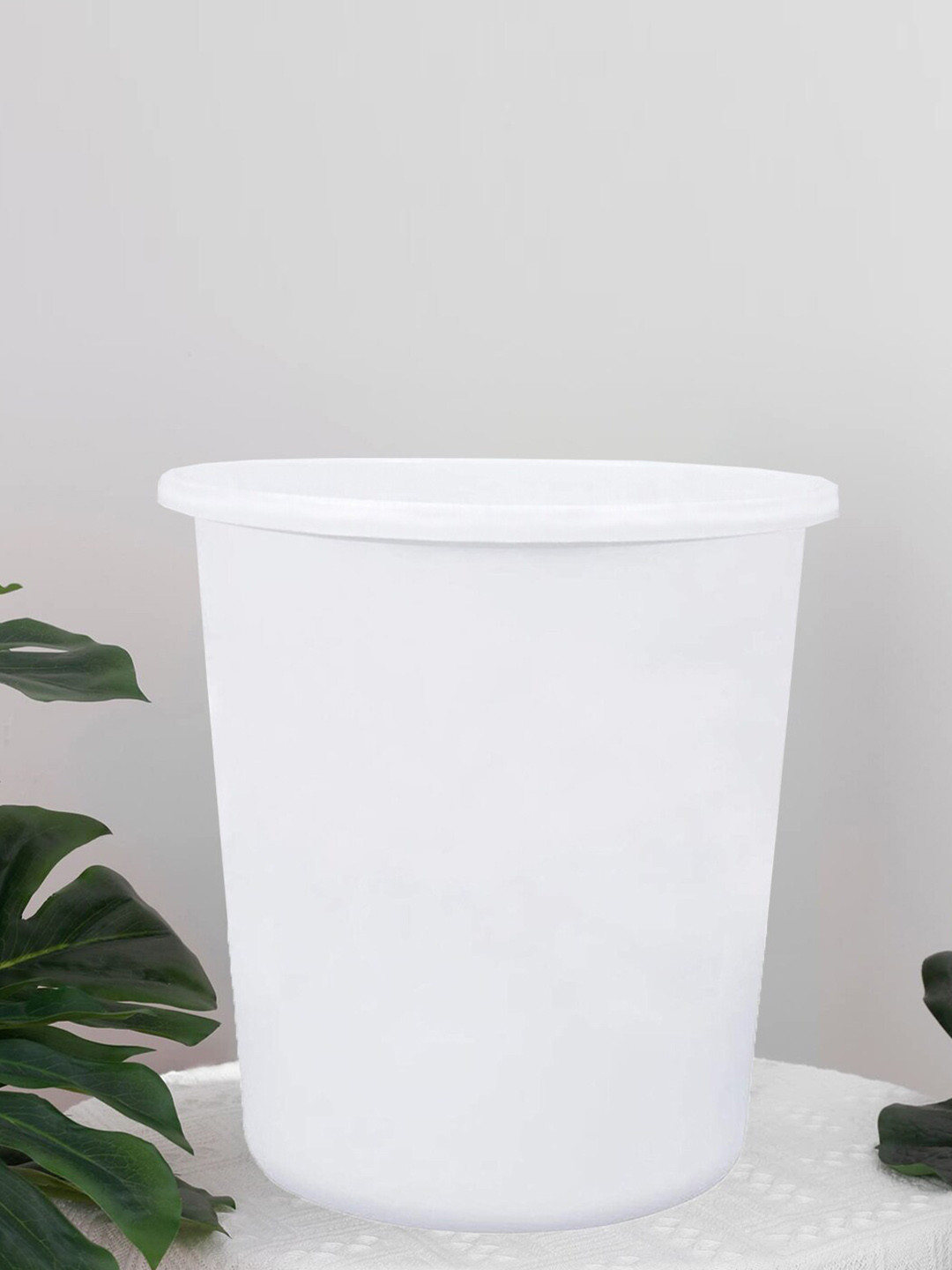 Kuber Industries White Open Dustbins 5 L