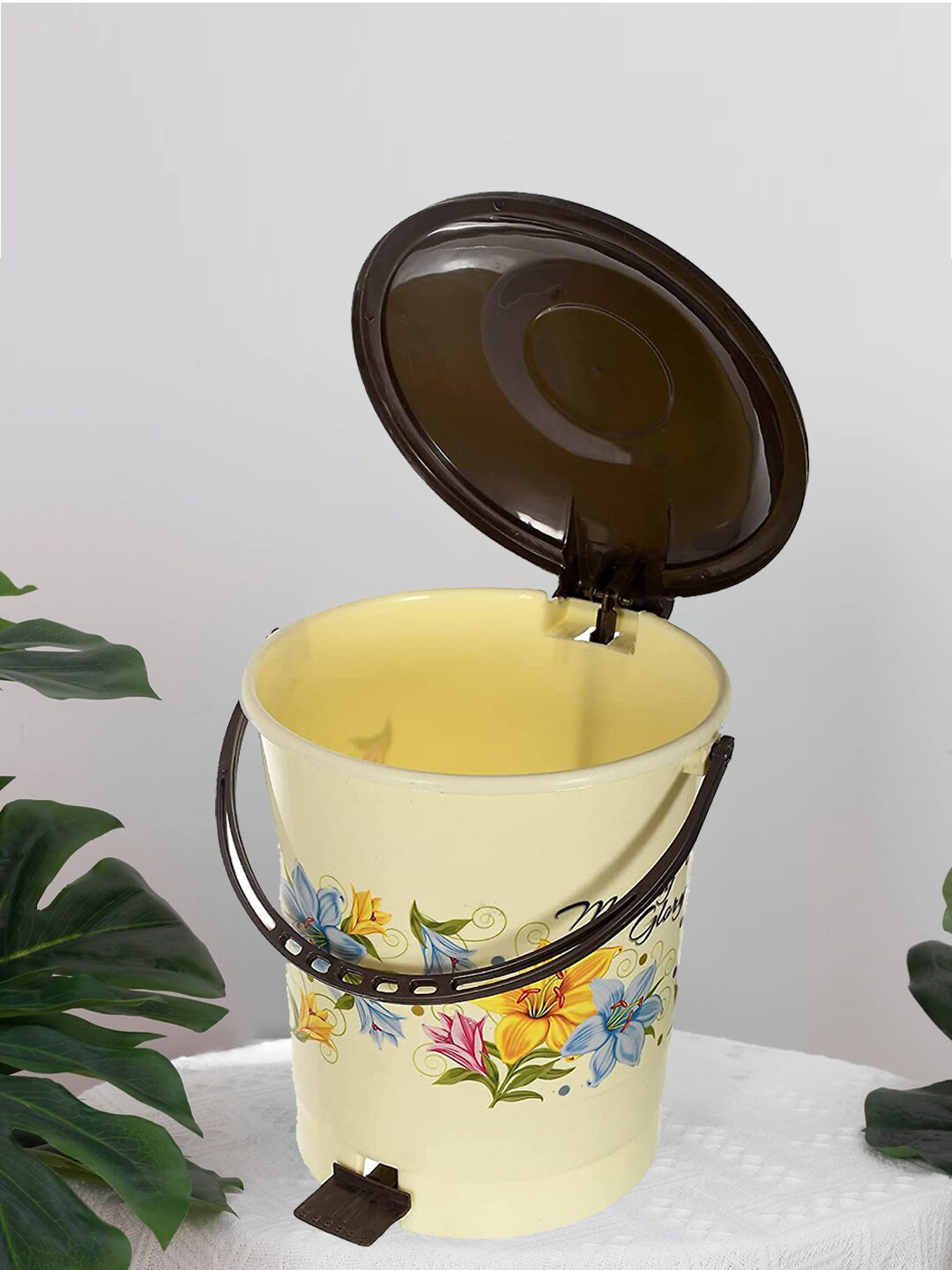 Kuber Industries Cream-Coloured & Brown Printed Pedal Dustbins - 10 L