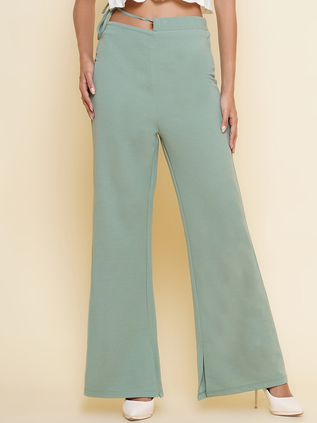 VESTIDO MODAS Women Slim Fit High-Rise Easy Wash Bootcut Trousers