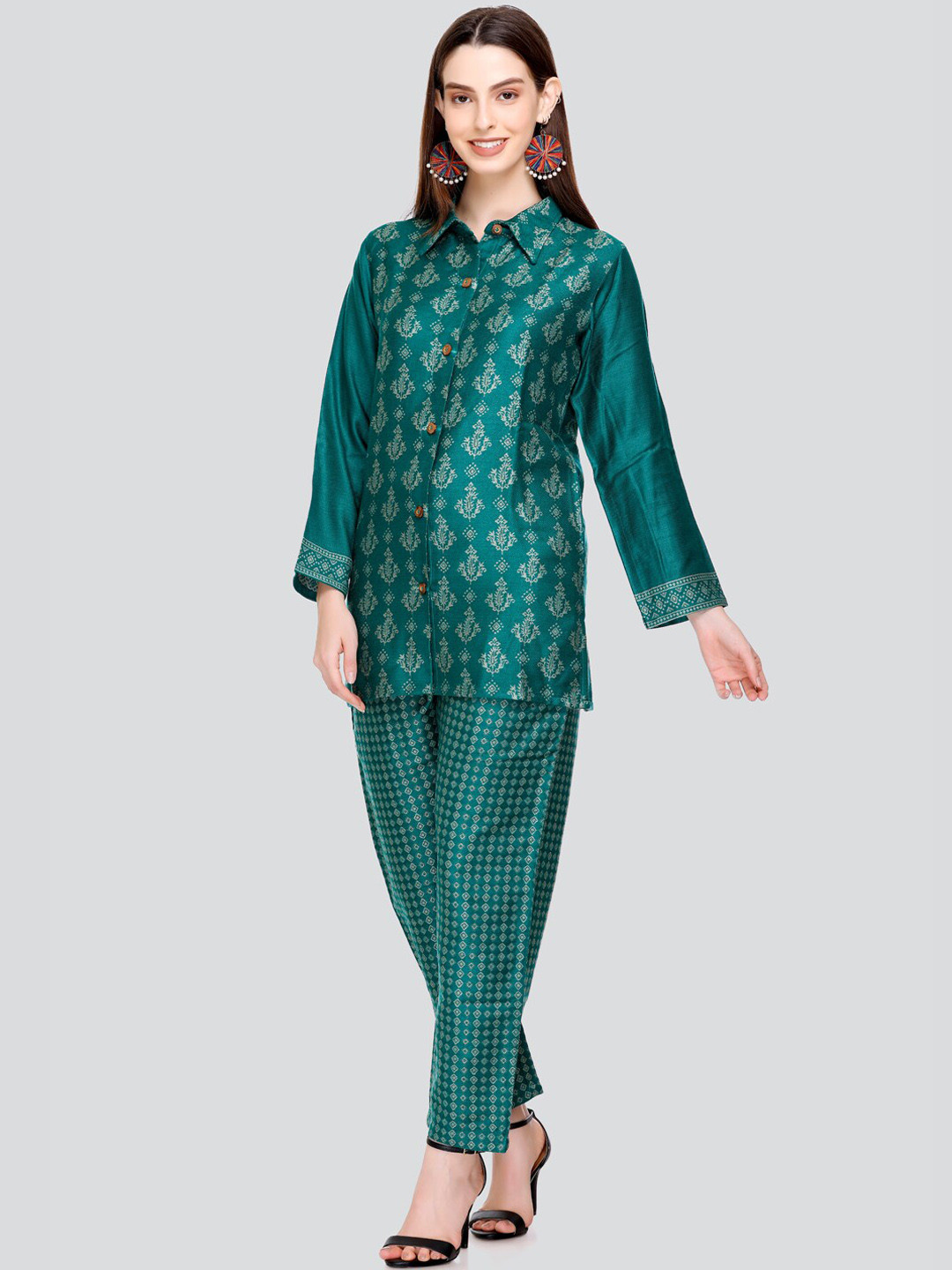 HOUSE OF KIRNA'S WITH LOGO OF HOK Printed Acrylic Shirt With Trousers Co-Ords