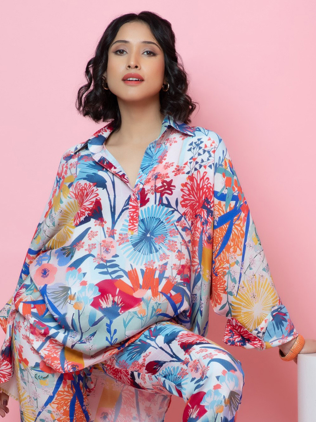 Rhe-Ana Blue Floral Print Kimono Sleeve Shirt Style Top