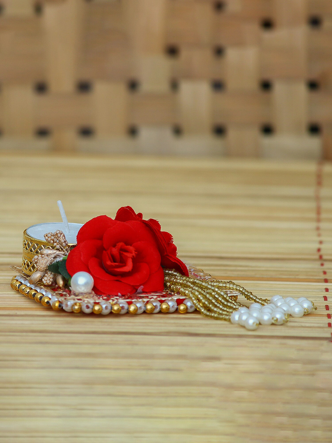 eCraftIndia Red Floral Tealight Candle Holder