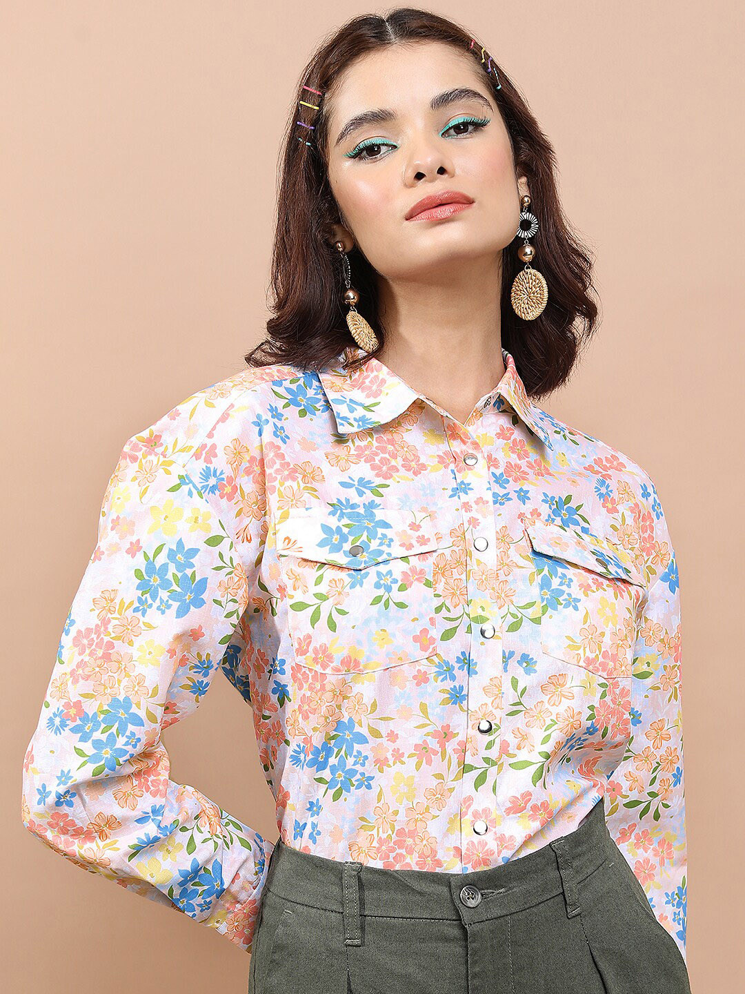 Tokyo Talkies White, Blue & Orange Floral Printed Casual Shirt