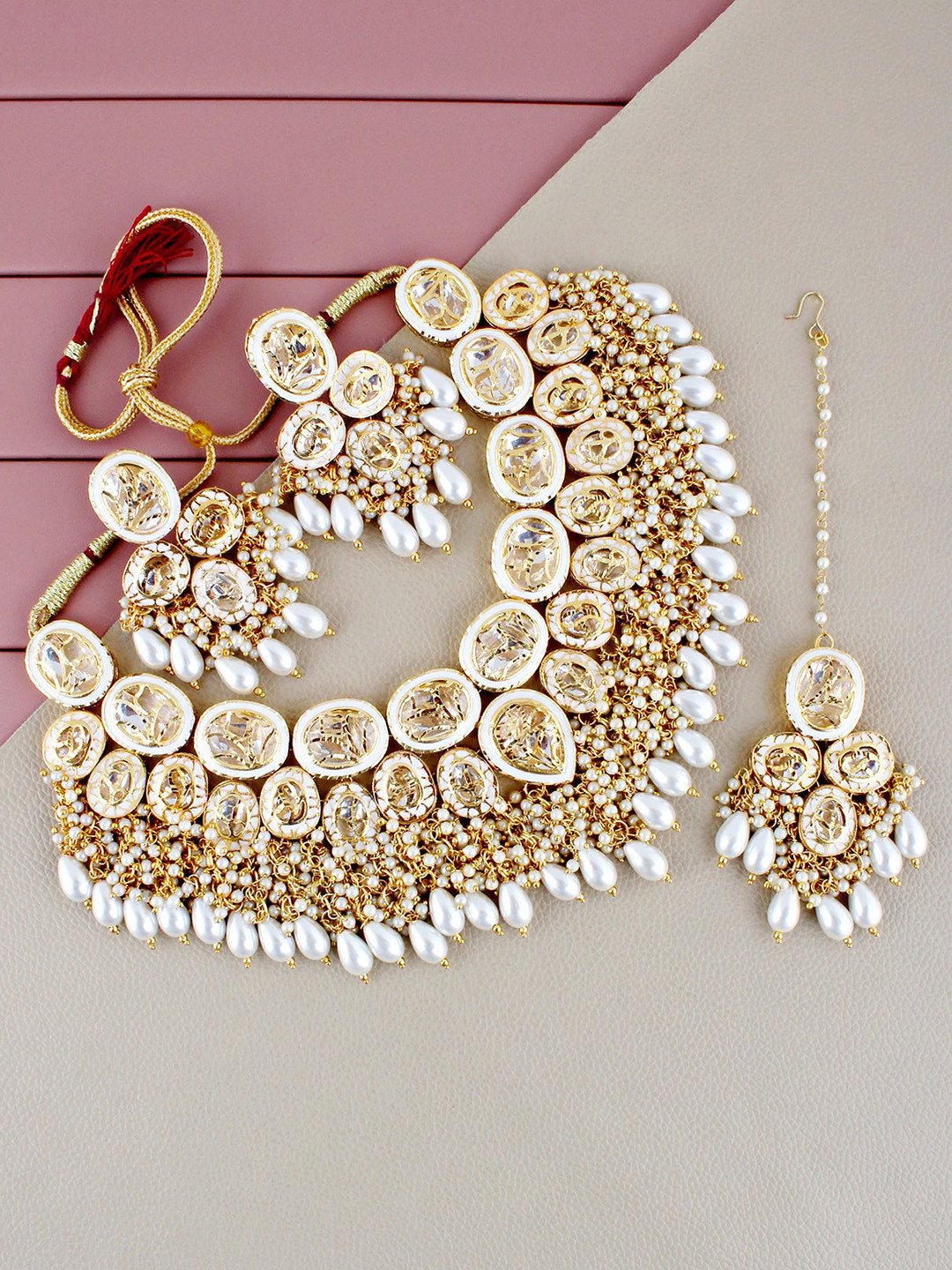 LUCKY JEWELLERY Gold-Plated Kundan Studded Jewellery Set