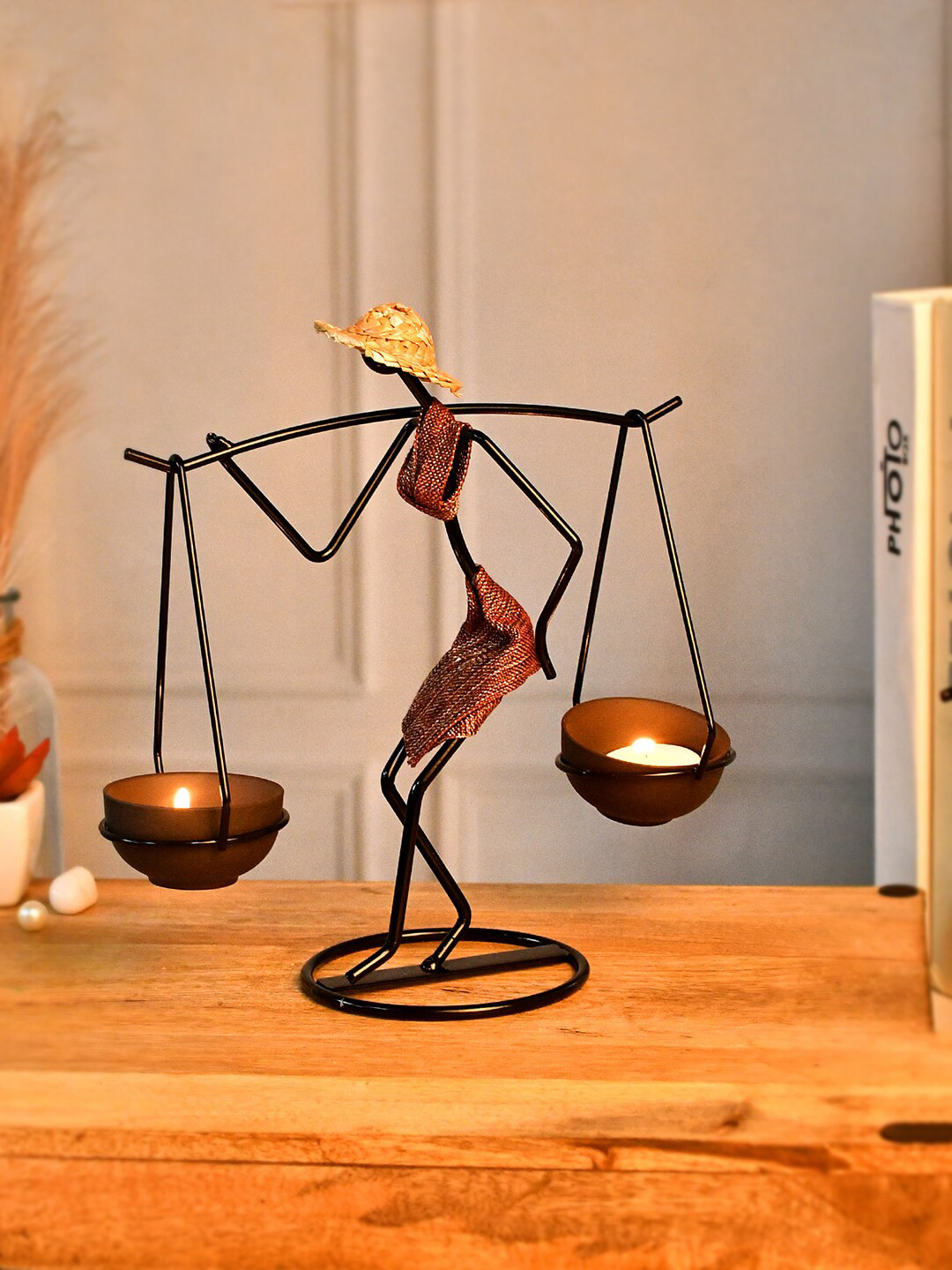 TAYHAA Metal Burgundy Libra Candle Holder