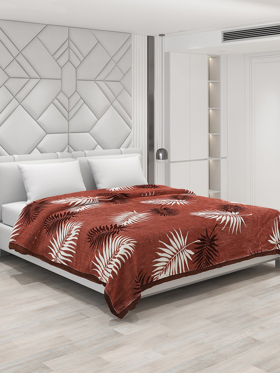 Monte Carlo Apricot Brown & White 1000 GSM Floral Heavy Winter Double Bed Blanket