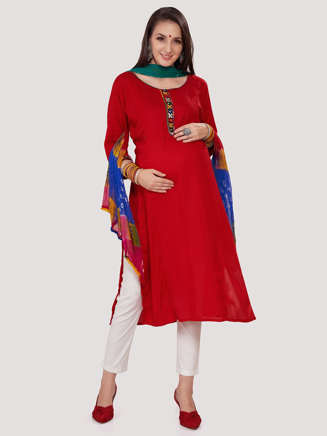 Mom For Sure by Ketki Dalal Round Neck Straight Maternity Kurta With Bandhni Dupatta