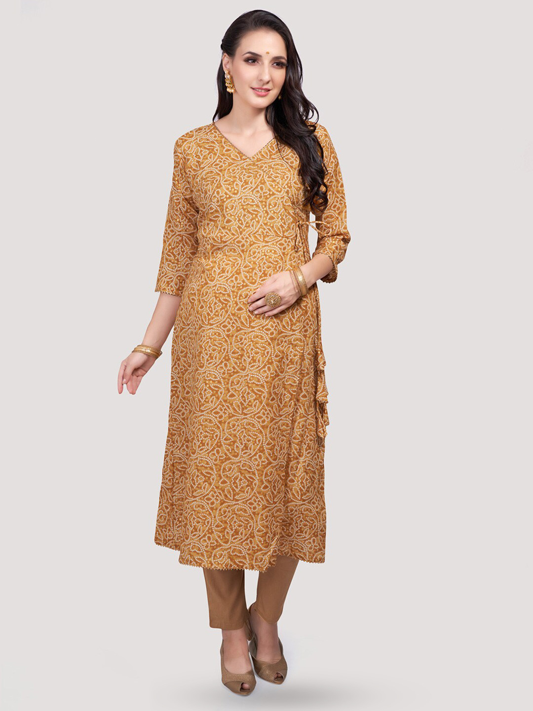 Mom For Sure by Ketki Dalal Bandhani Printed V-Neck Anarkali Cotton Maternity Kurta