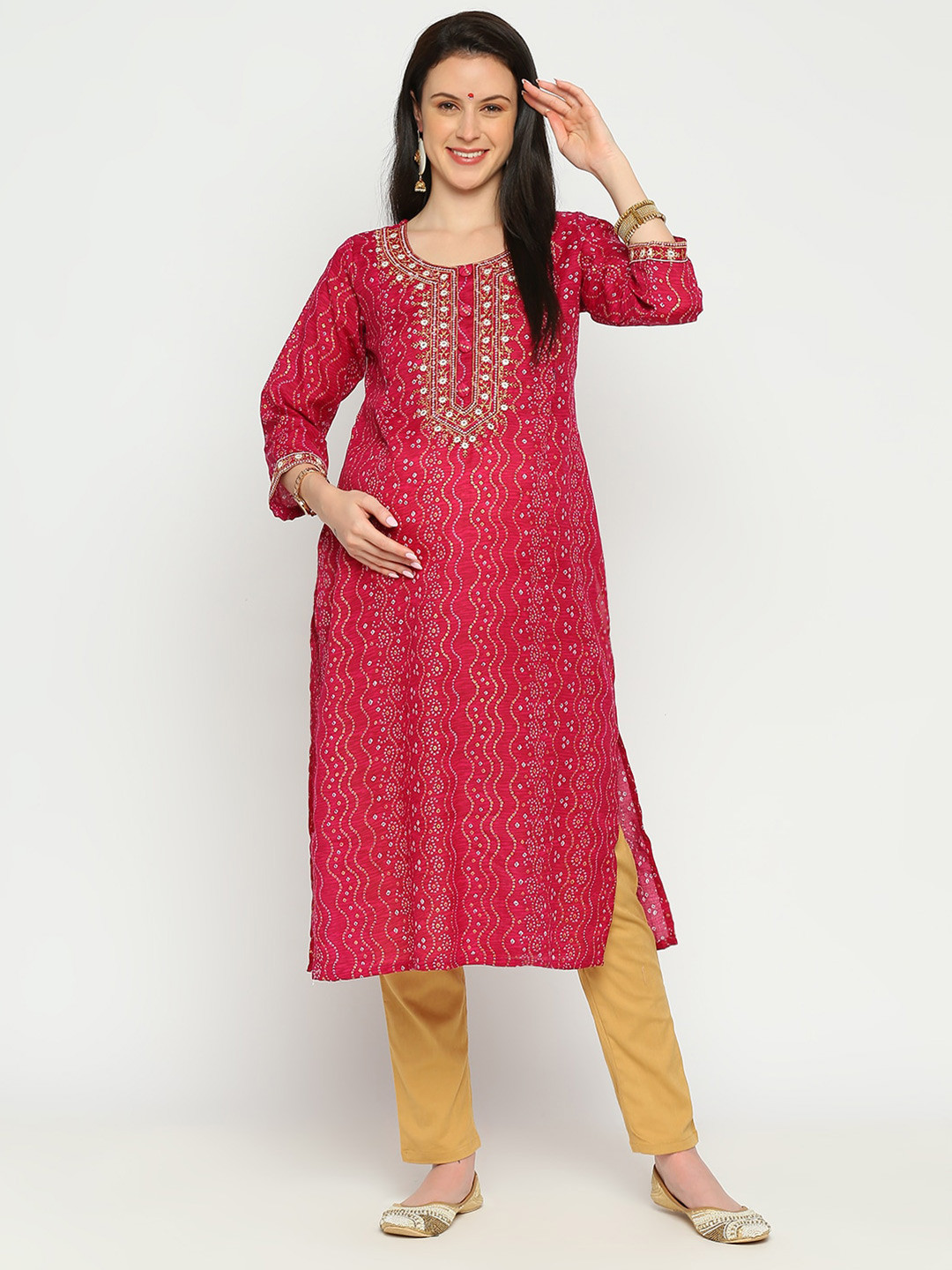 Mom For Sure by Ketki Dalal Bandhni Embroidery Round Neck Cotton Maternity Kurta