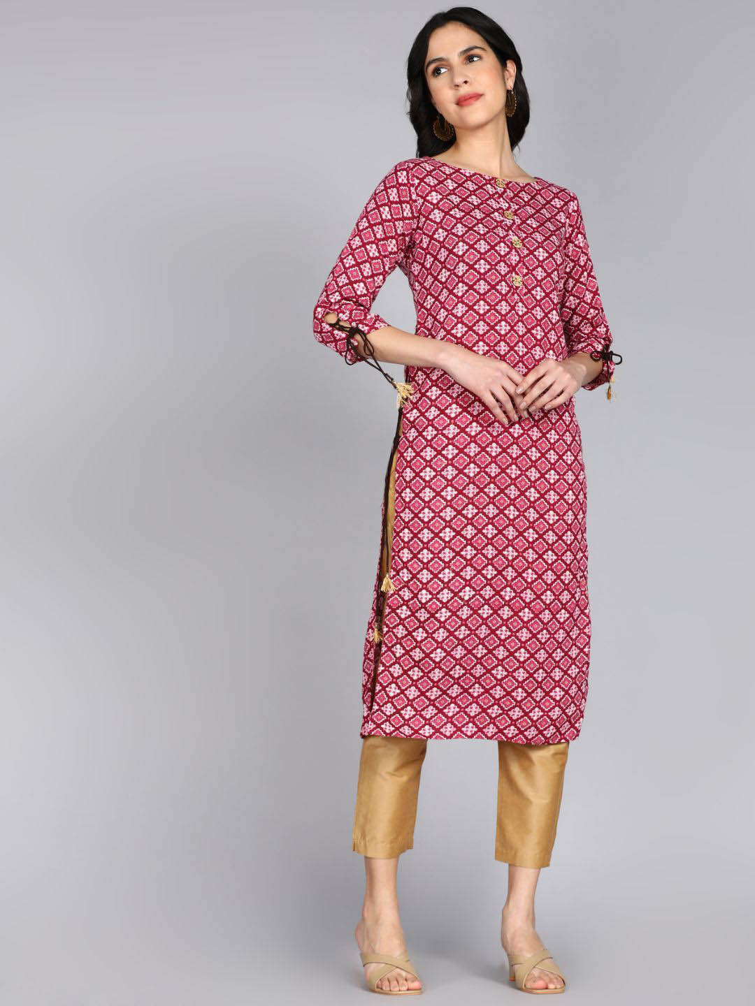 ftDiva Floral Printed Straight Kurta