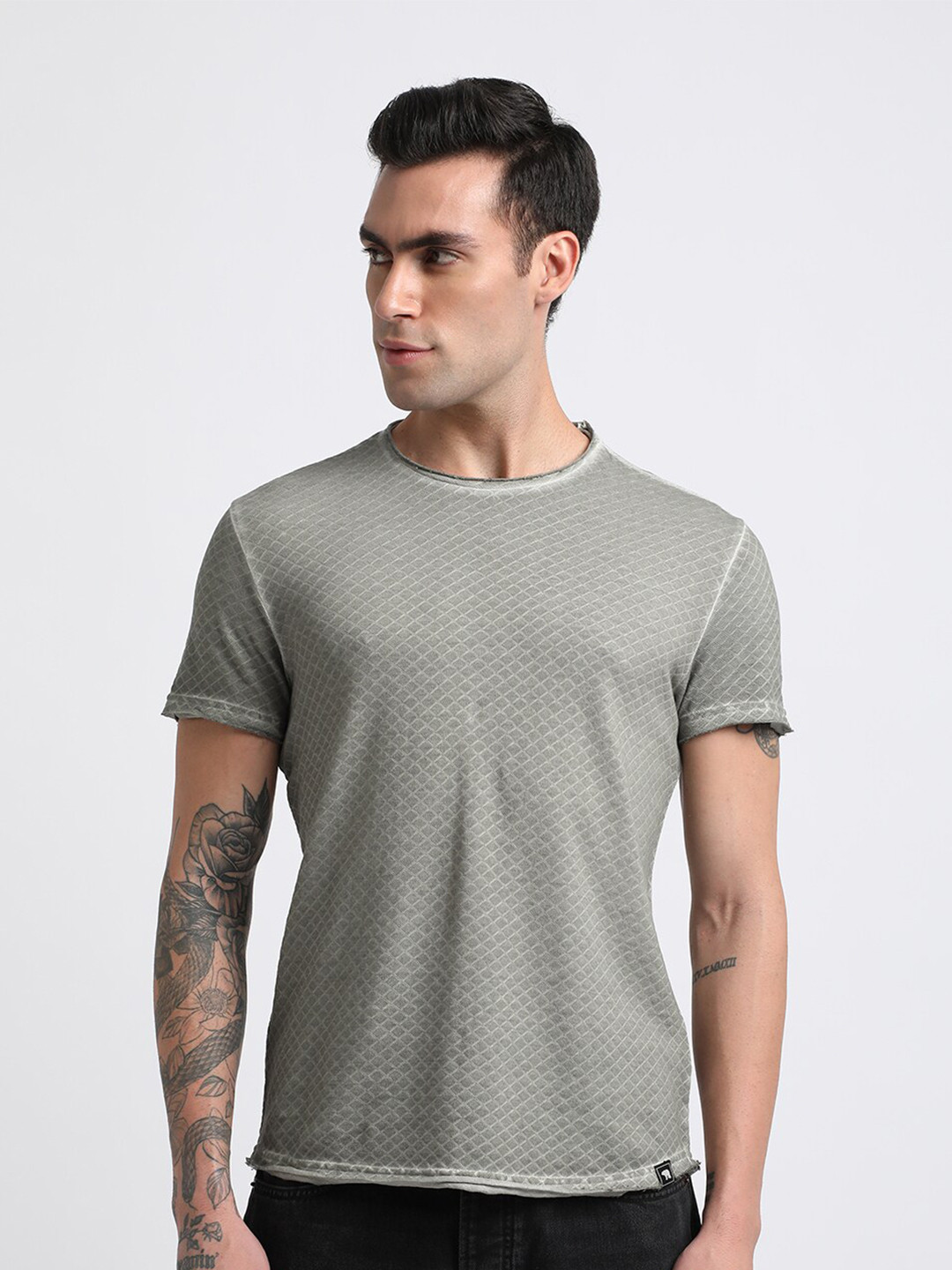 THE BEAR HOUSE Slim Fit Geometric Printed Raw Edge Pure Cotton T-shirt