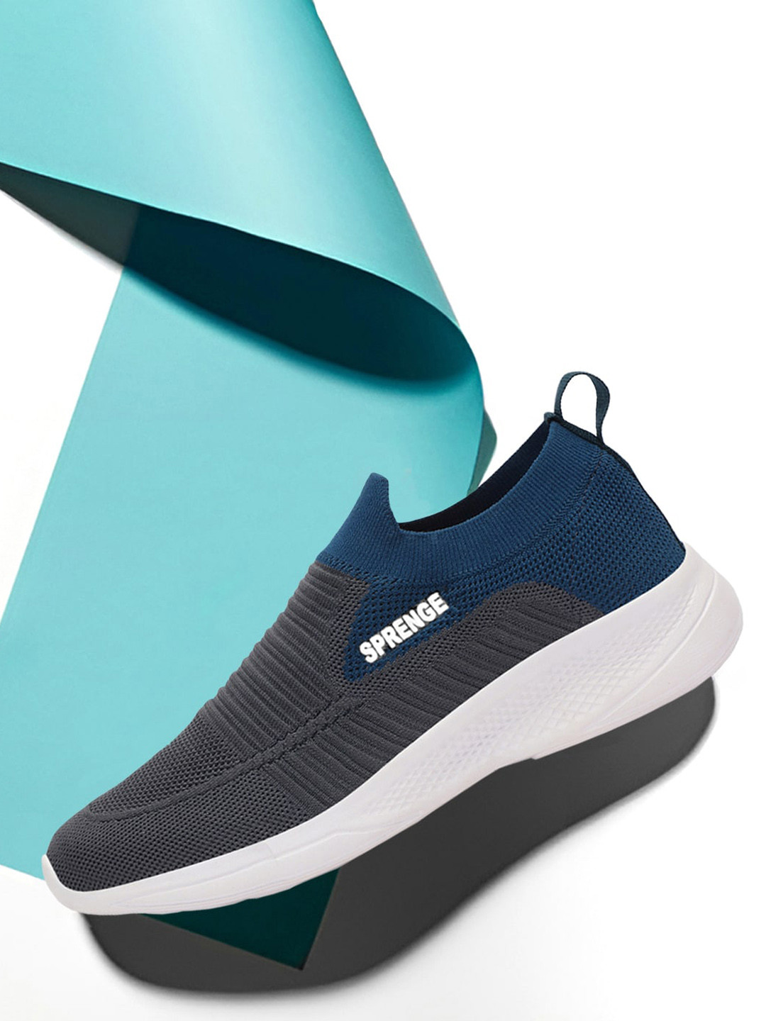 SPRENGE Men Colourblocked Lightweight Slip-On Sneakers