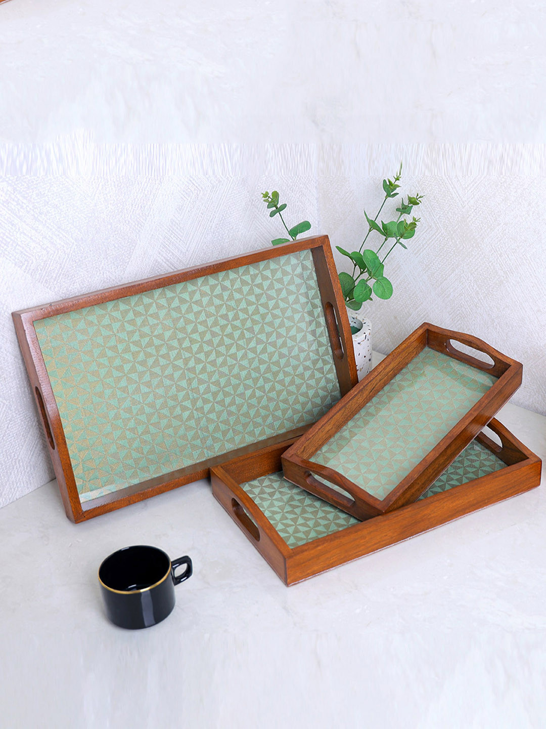POSH-N-PLUSH 3 Pcs Green & Brown Printed Wooden Trays