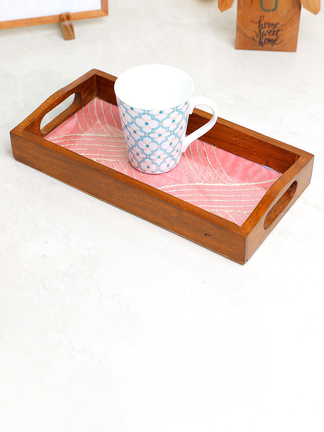 POSH-N-PLUSH Pink Self Designed Wooden Serving Tray