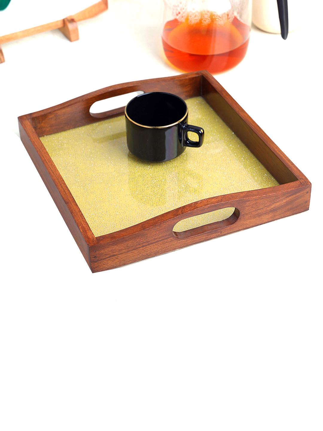 POSH-N-PLUSH Yellow Printed Wood Trays