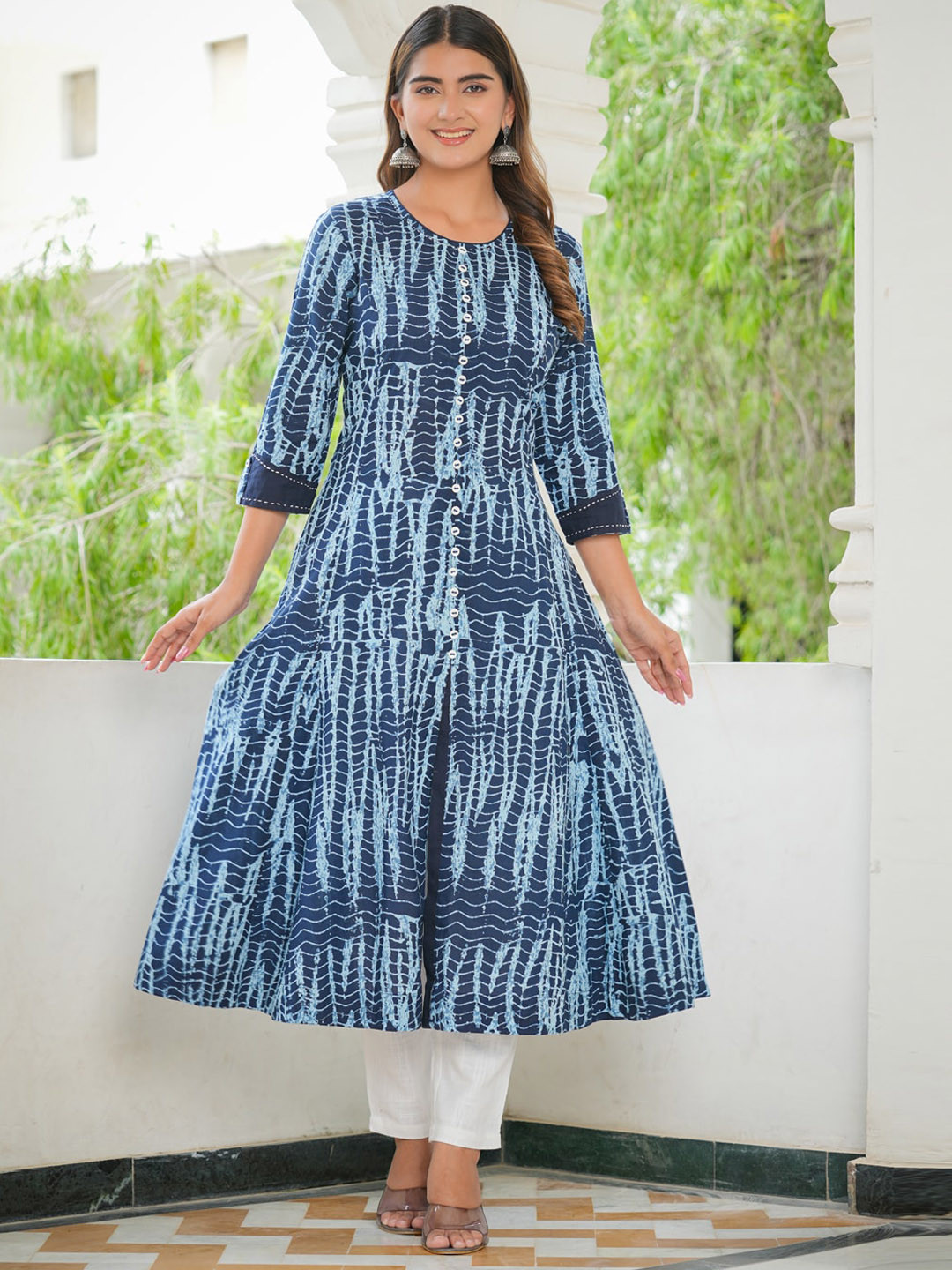 YASH GALLERY Tie and Dye Roll Up Sleeves Anarkali Kurta