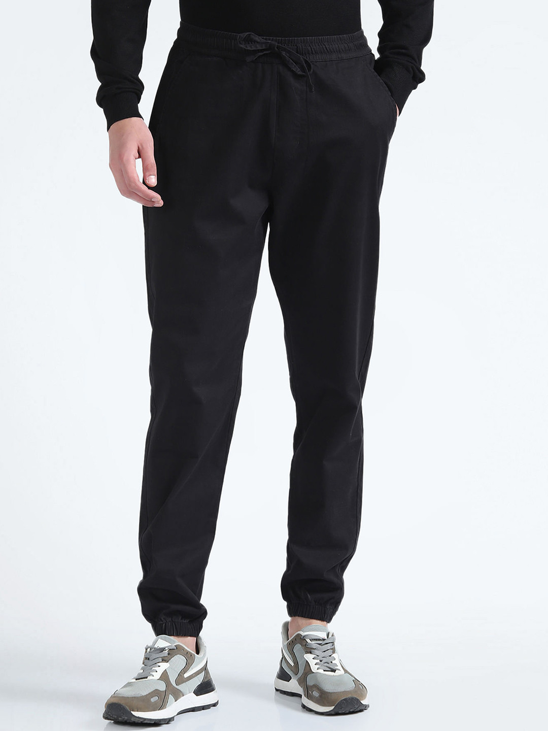 Flying Machine Men Slim-Fit Mid-Rise Joggers