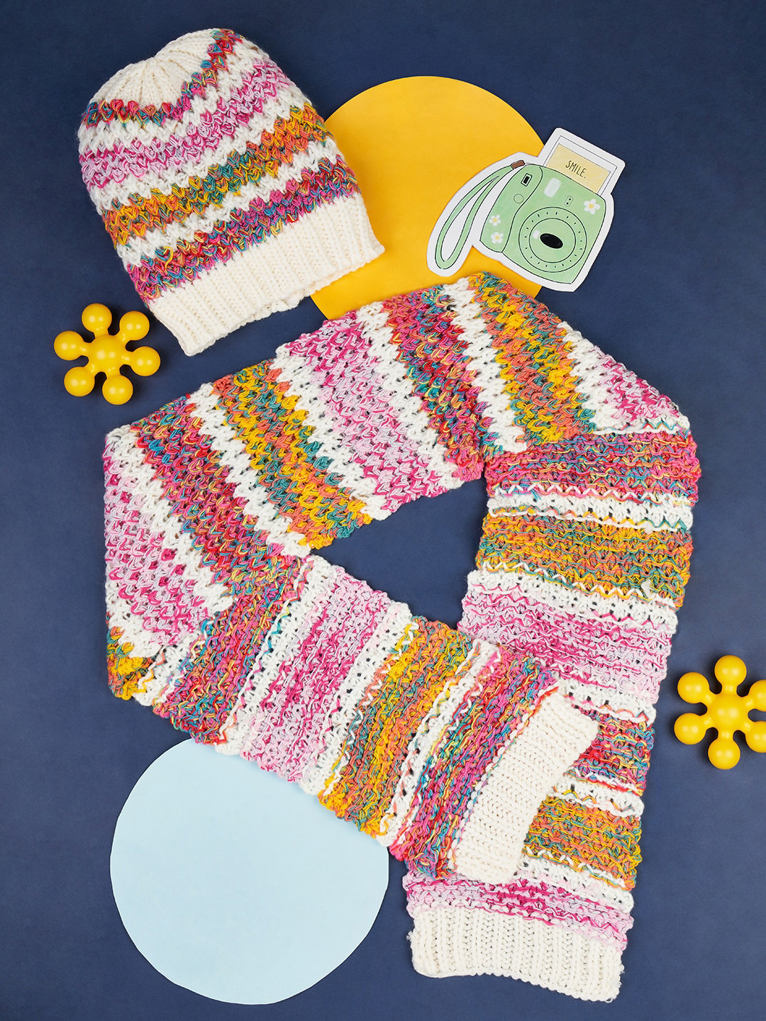 Pantaloons Junior Girls Self Design Beanie With Muffler