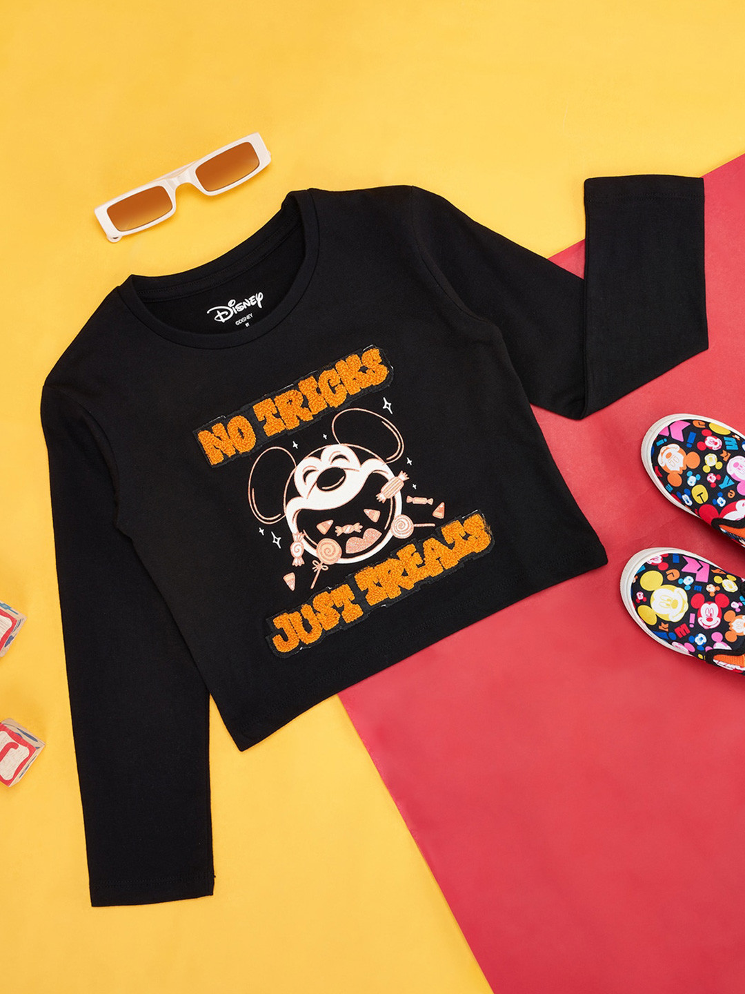 Pantaloons Junior Girls Typography Self Design T-shirt