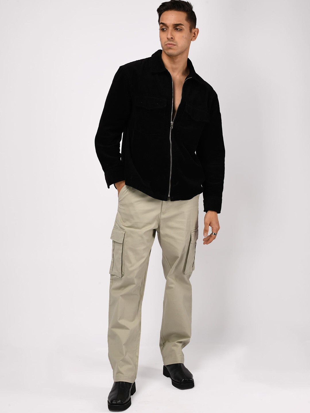Tailoraedge Men Finest Twill Relaxed Fit Cargos
